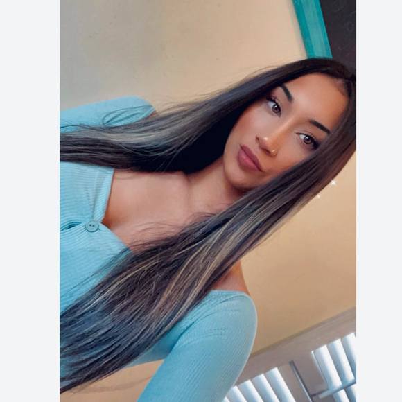 Meet your Posher, Andromeda - Picture 1 of 1